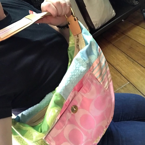 Coach Spring Patchwork - Picture 5 of 5